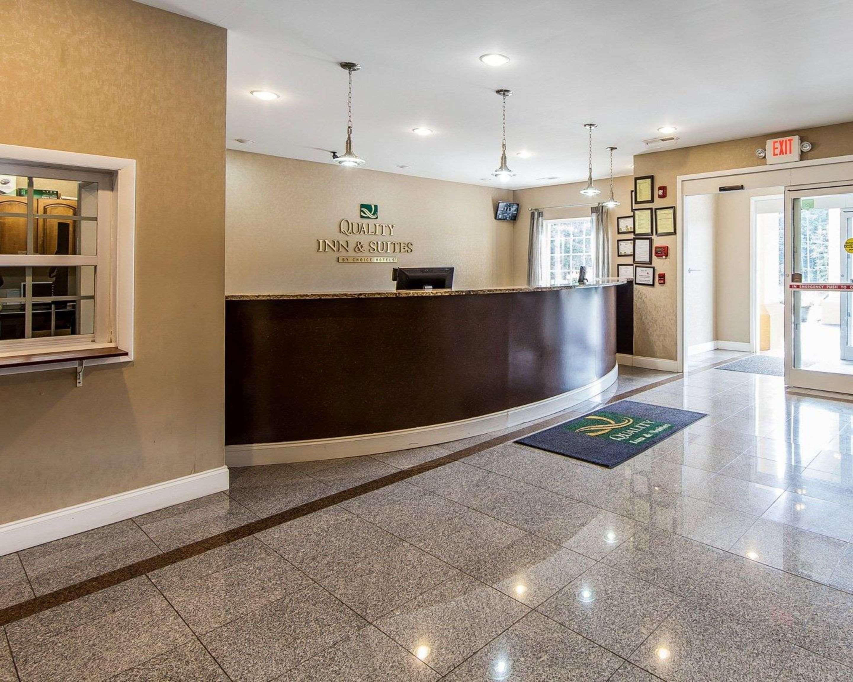 Quality Inn & Suites Bremen Екстер'єр фото