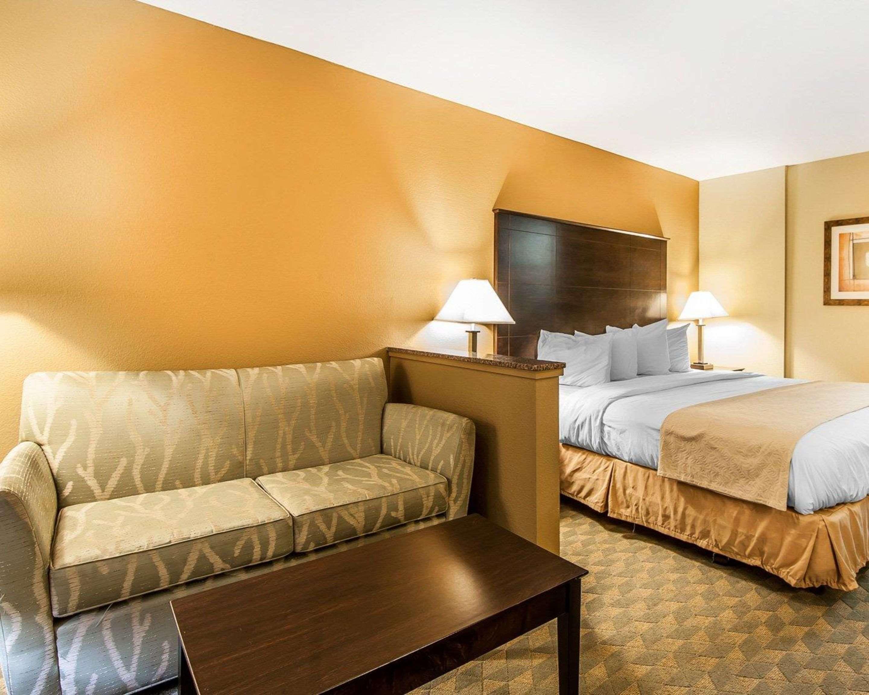 Quality Inn & Suites Bremen Екстер'єр фото