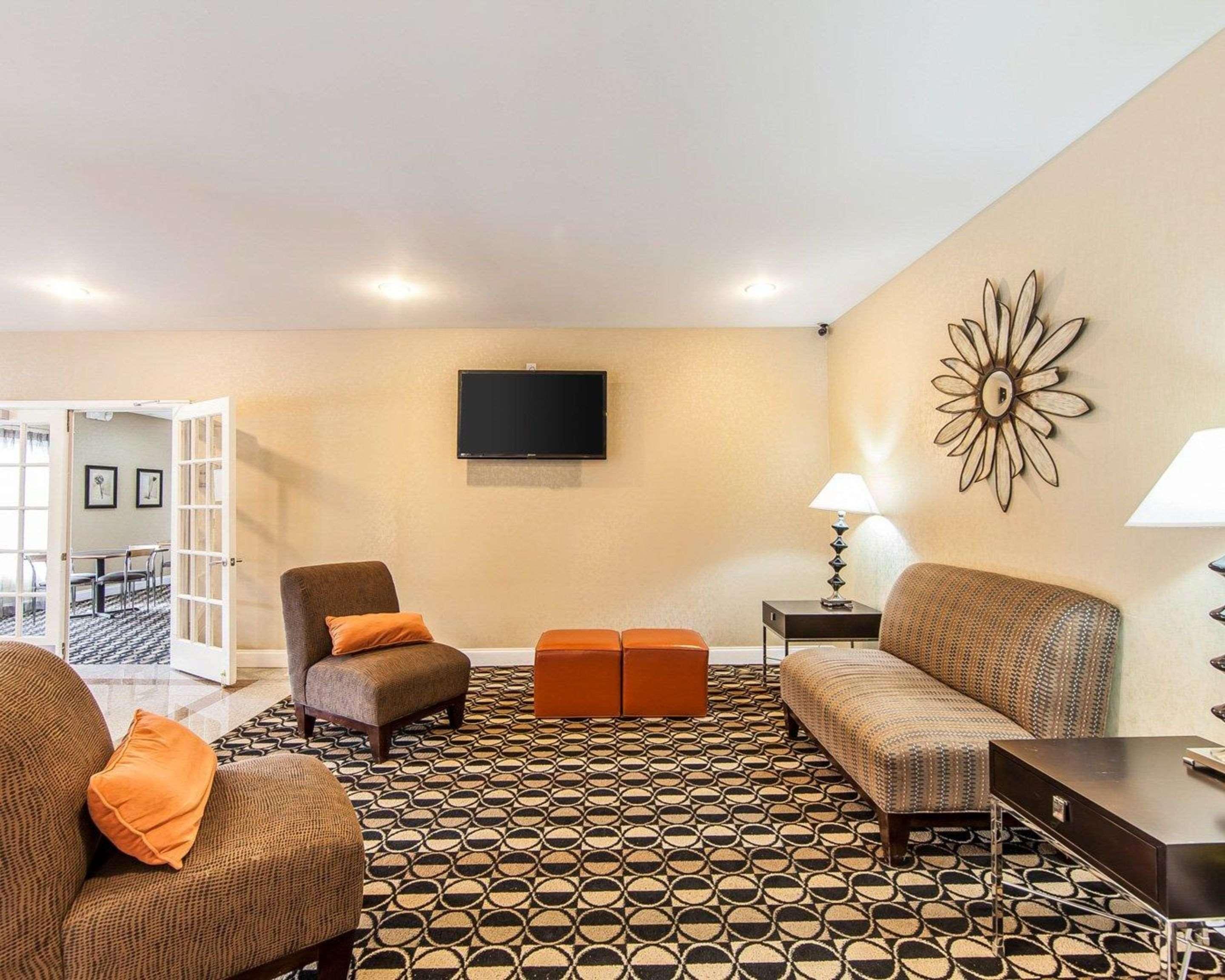 Quality Inn & Suites Bremen Екстер'єр фото